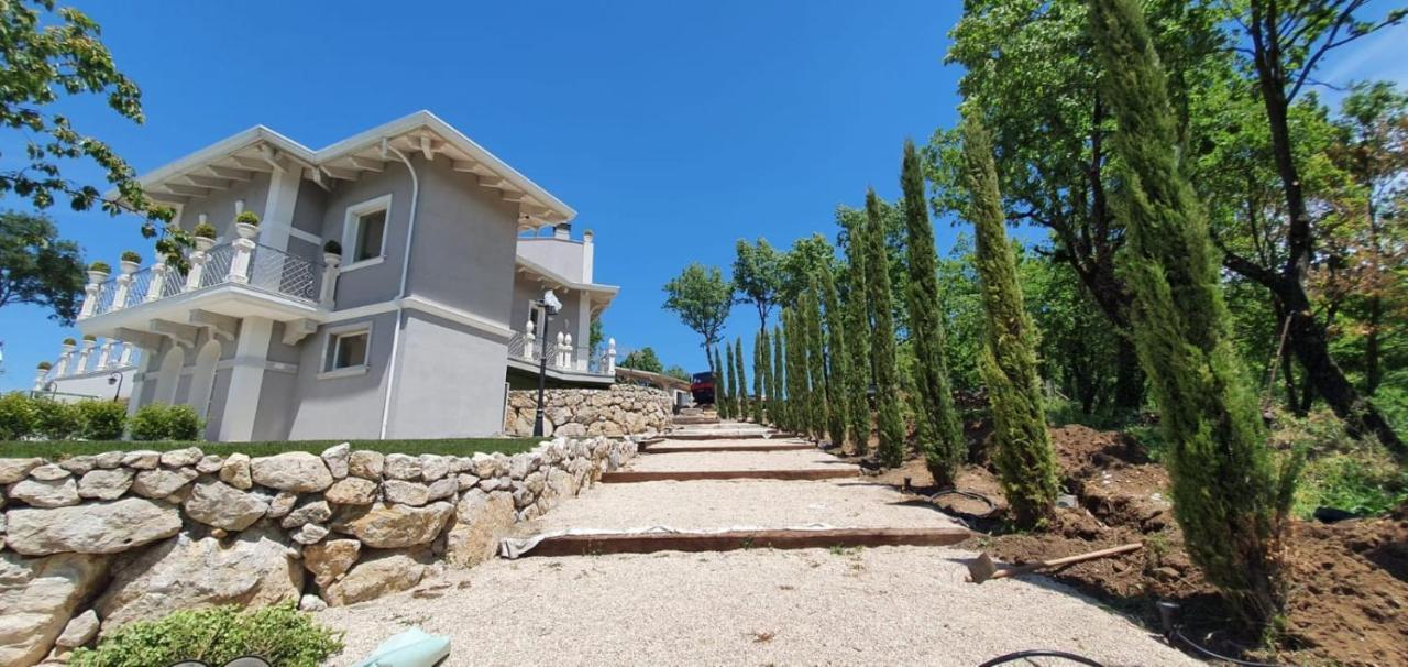 Tenuta Santo Stefano Azienda Agrituristica Santo Stefano del Sole Buitenkant foto